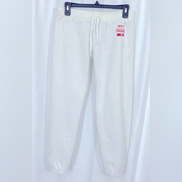 ♦️Sz S | White Mid-Calf Sport/Sweat Shorts | NWT Urban Behavior 🔥 - Picture 2 of 5